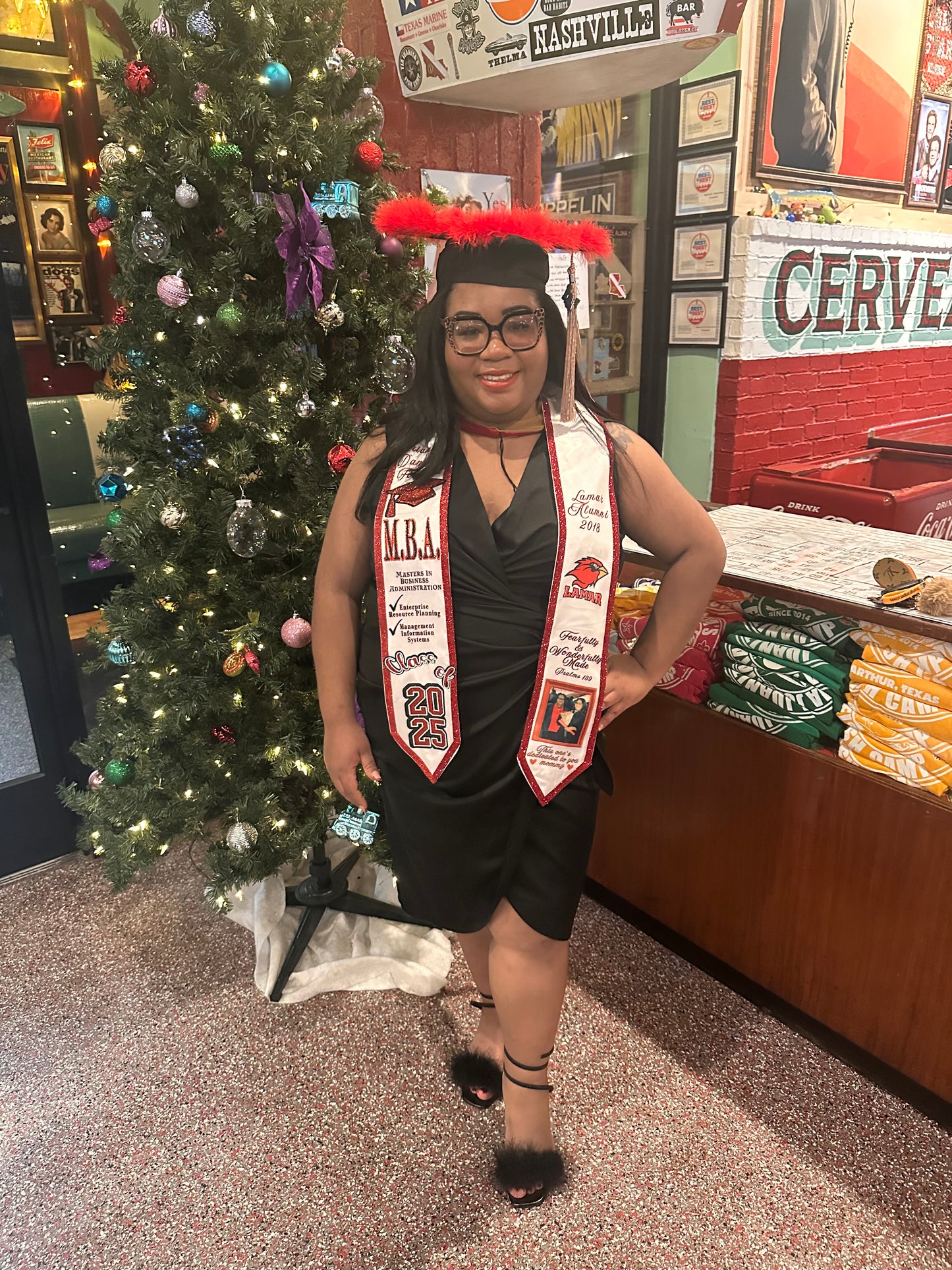 🎓 Custom Graduation Stole – Classic White with Border 🎓